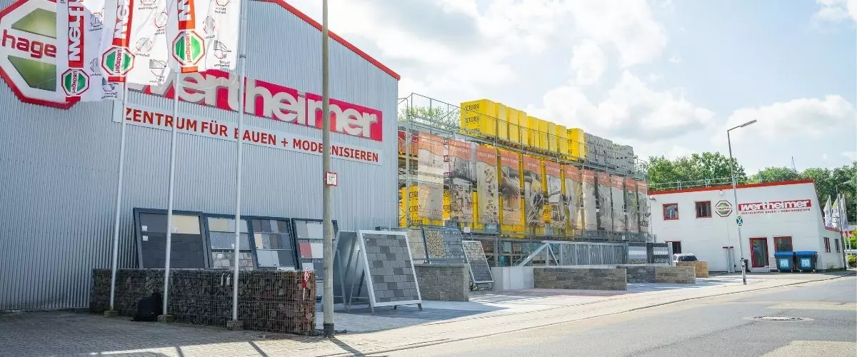 Außenansicht des Baustoffhandels Wertheimer in Karlsuhe